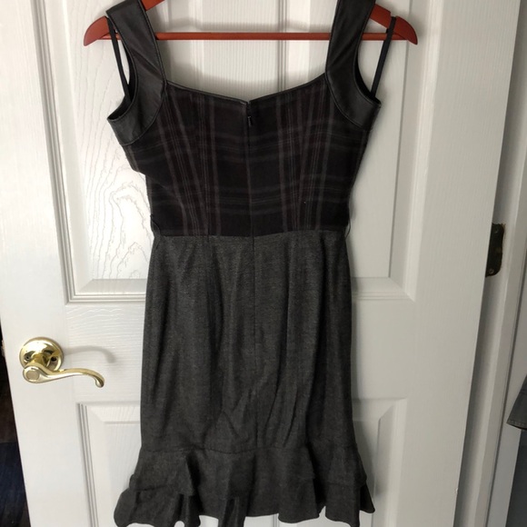 Bebe Size 0 Fitted Dress - Picture 2 of 6